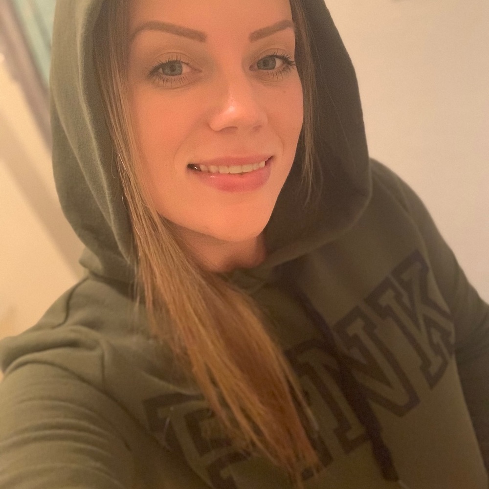 Meet your Posher, Tiffany